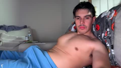 Snapshot of infamouslucas chatting on 11-05-25, 05:51 Lucas online show from 11-05-25, 05:51