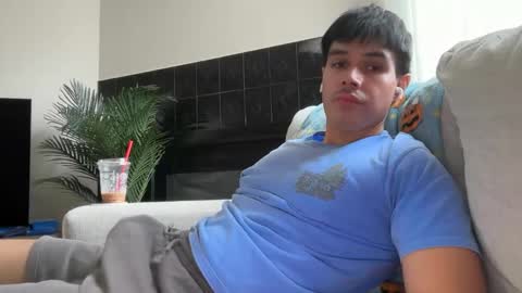 Snapshot of infamouslucas chatting on 11-20-25, 06:29 Lucas online show from 11-20-25, 06:29