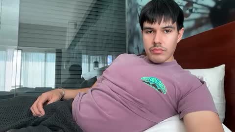 Snapshot of infamouslucas chatting on 11-23-25, 03:01 Lucas online show from 11-23-25, 03:01