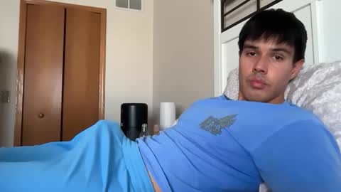 Snapshot of infamouslucas chatting on 12-02-25, 06:36 Lucas online show from 12-02-25, 06:36