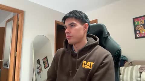 Snapshot of infamouslucas chatting on 12-15-25, 06:12 Lucas online show from 12-15-25, 06:12