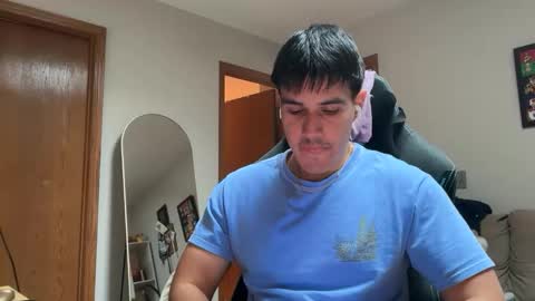 Snapshot of infamouslucas chatting on 12-17-25, 07:09 Lucas online show from 12-17-25, 07:09