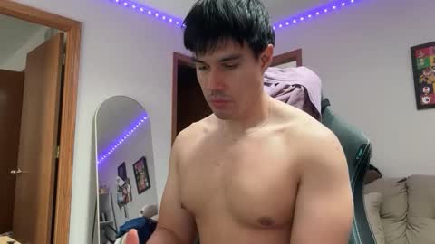 Snapshot of infamouslucas chatting on 01-16-26, 06:23 Lucas online show from 01-16-26, 06:23