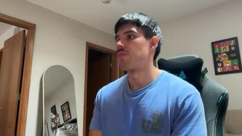 Snapshot of infamouslucas chatting on 02-10-26, 06:45 Lucas online show from 02-10-26, 06:45