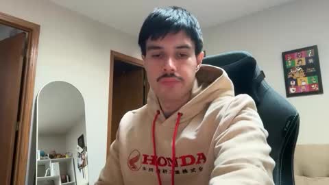 Snapshot of infamouslucas chatting on 02-14-26, 07:21 Lucas online show from 02-14-26, 07:21