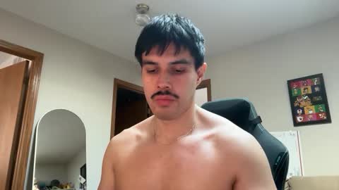 Snapshot of infamouslucas chatting on 02-16-26, 06:48 Lucas online show from 02-16-26, 06:48