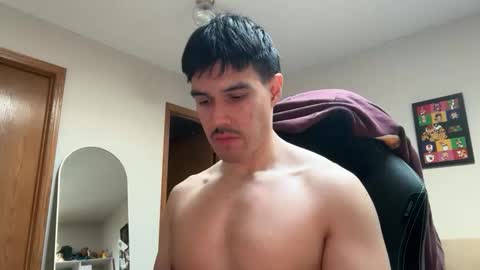 Snapshot of infamouslucas chatting on 02-25-26, 07:01 Lucas online show from 02-25-26, 07:01