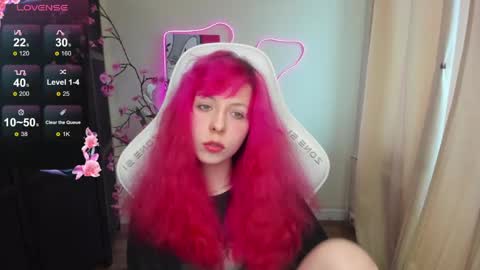 Snapshot of infernokitten chatting on 04-15-26, 01:12 Ilona online show from 04-15-26, 01:12