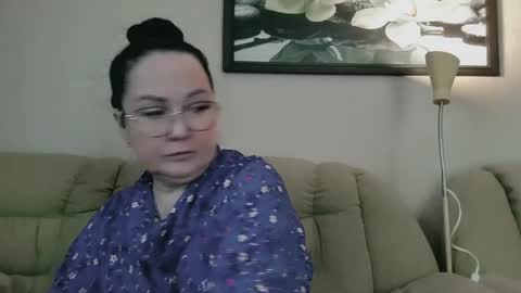 Snapshot of infinity_loveliness chatting on 05-06-26, 07:02 Infinity online show from 05-06-26, 07:02