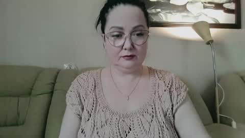 Snapshot of infinity_loveliness chatting on 05-10-26, 06:51 Infinity online show from 05-10-26, 06:51