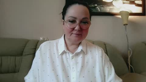 Snapshot of infinity_loveliness chatting on 05-16-26, 06:21 Infinity online show from 05-16-26, 06:21