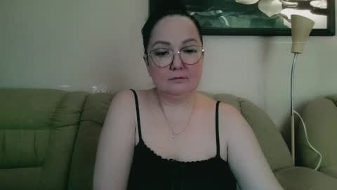 Snapshot of infinity_loveliness chatting on 05-17-26, 06:00 Infinity online show from 05-17-26, 06:00