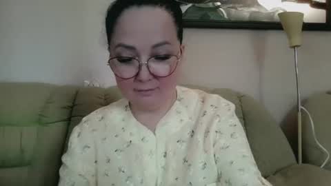 Snapshot of infinity_loveliness chatting on 06-17-26, 07:22 Infinity online show from 06-17-26, 07:22