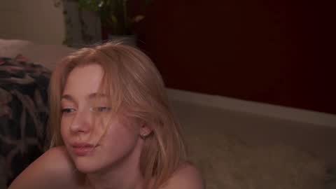 Alexa..  Inst     Fansly infinitysoul  online show from 12-17-24, 02:01