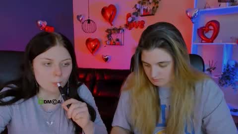 Snapshot of inga_gree chatting on 03-04-26, 08:15 inga_gree online show from 03-04-26, 08:15