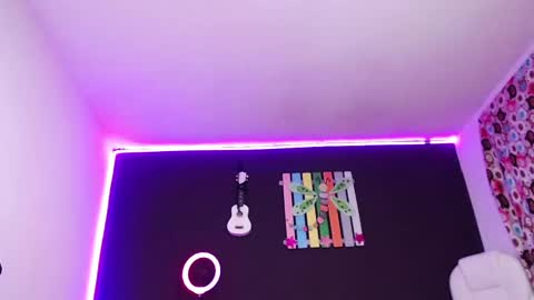 Ingrid Zese online show from 09-11-25, 09:37