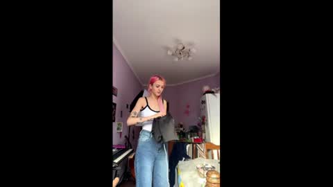 Snapshot of ingridmayer chatting on 06-15-26, 03:36 ingridmayer online show from 06-15-26, 03:36