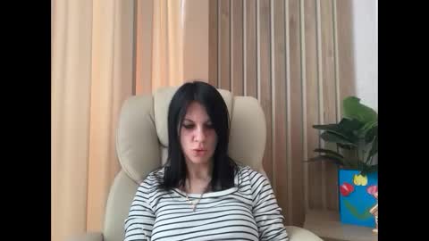 InjaAtHome online show from 04-17-26, 05:32