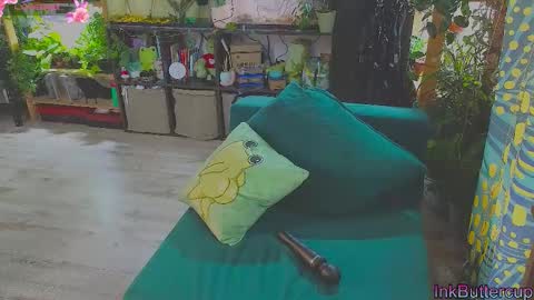 Snapshot of ink_bloom chatting on 09-17-25, 02:57 Im Stacy FOLLOW MY FANSLY FOR MORE online show from 09-17-25, 02:57