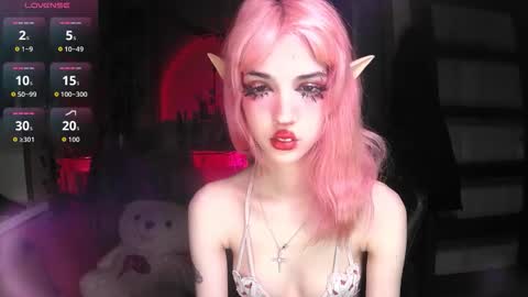 Snapshot of ink_pleasure chatting on 10-29-25, 11:39 Pleasure With Rita online show from 10-29-25, 11:39