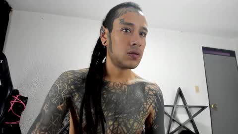 Snapshot of ink_u_buzz chatting on 01-08-25, 11:43 Dani  online show from 01-08-25, 11:43