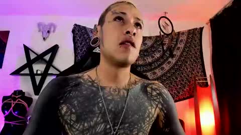 Snapshot of ink_u_buzz chatting on 10-05-25, 05:06 Dani  online show from 10-05-25, 05:06