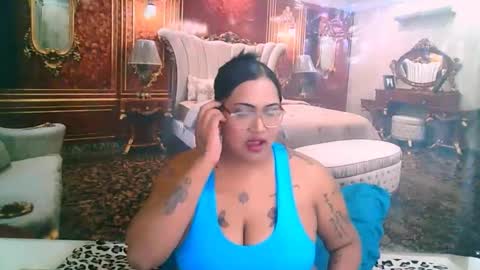 Kim online show from 11-03-25, 05:25