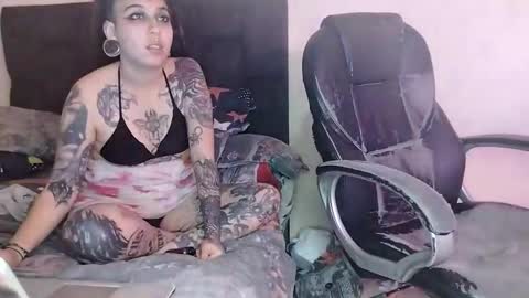 Snapshot of inkedsinners chatting on 10-12-25, 01:48 inkedsinners online show from 10-12-25, 01:48