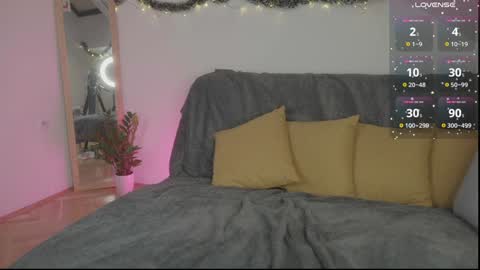 Snapshot of inkedvvitch chatting on 01-23-25, 03:01 Xenia online show from 01-23-25, 03:01