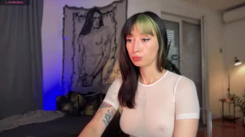 Snapshot of inkedvvitch chatting on 11-17-25, 01:28 Xenia online show from 11-17-25, 01:28