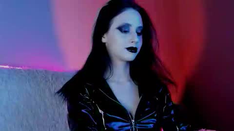 Snapshot of inner_light___ chatting on 10-10-25, 04:17 Venera online show from 10-10-25, 04:17