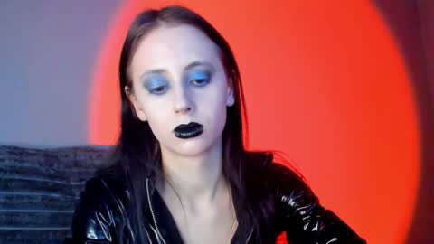 Snapshot of inner_light___ chatting on 12-20-25, 03:52 Venera online show from 12-20-25, 03:52