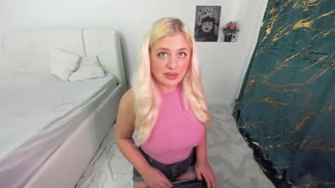 Eva online show from 11-02-25, 10:34