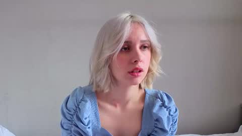 Snapshot of innocent_girll chatting on 03-11-26, 04:18 Kate online show from 03-11-26, 04:18