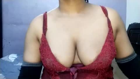 Snapshot of innocent_mannu chatting on 05-21-26, 04:52 Innocent mannu online show from 05-21-26, 04:52