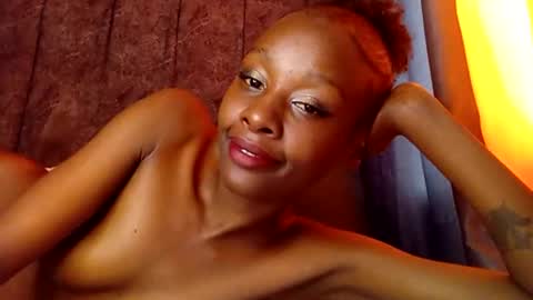 Snapshot of innocentcuteface chatting on 02-21-26, 02:29 Amber online show from 02-21-26, 02:29