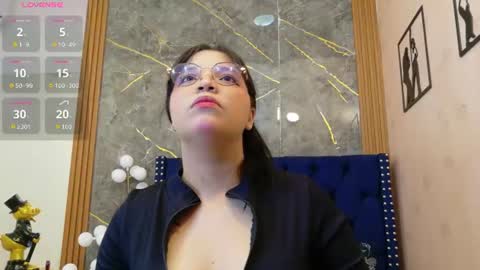 Snapshot of innocenthazel chatting on 07-28-26, 02:51 innocenthazel online show from 07-28-26, 02:51