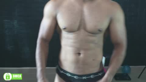 Snapshot of insanestud_miles chatting on 06-01-26, 04:14 Miles online show from 06-01-26, 04:14