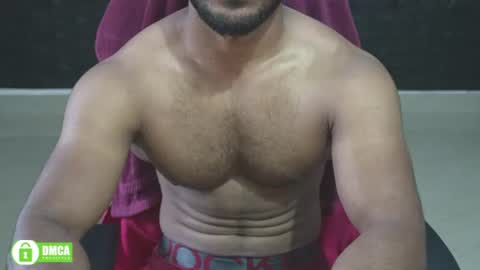 Snapshot of insanestud_miles chatting on 06-19-26, 05:12 Miles online show from 06-19-26, 05:12