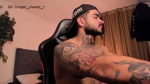 Brayan Chavez online show from 07-09-26, 01:09