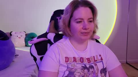 Faye online show from 01-18-25, 06:24