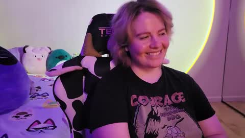 Faye online show from 01-19-25, 12:06