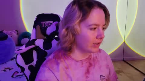 Faye online show from 02-26-25, 08:48