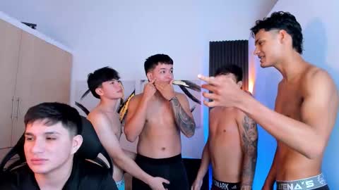 Damian Sam Jack Daniel and James online show from 11-05-25, 03:12