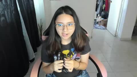 Snapshot of inthegreenway chatting on 12-18-24, 05:00 Iris 3 online show from 12-18-24, 05:00