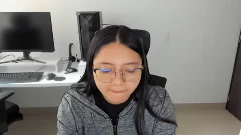 Snapshot of inthegreenway chatting on 10-08-25, 02:04 Iris 3 online show from 10-08-25, 02:04