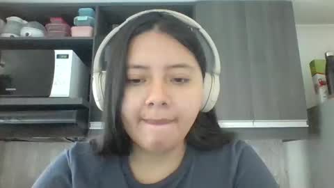 Snapshot of inthegreenway chatting on 10-30-25, 02:40 Iris 3 online show from 10-30-25, 02:40