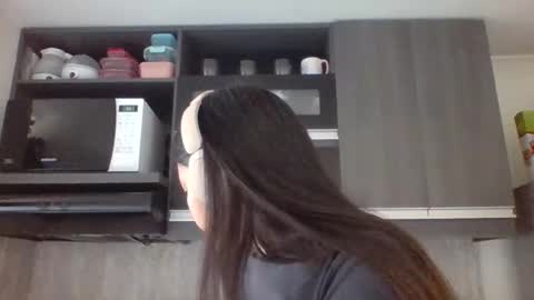 Snapshot of inthegreenway chatting on 10-31-25, 02:51 Iris 3 online show from 10-31-25, 02:51