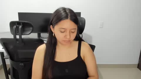 Snapshot of inthegreenway chatting on 02-25-26, 10:41 Iris 3 online show from 02-25-26, 10:41