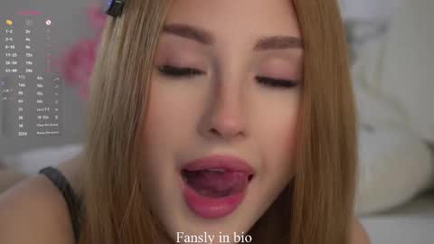 Ellie online show from 11-03-25, 12:46